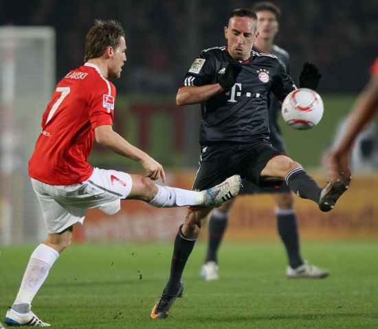 复播带不走焦虑：被NBA裹挟的体育从业者.